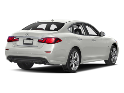 2017 INFINITI Q70 3.7