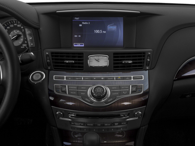 2017 INFINITI Q70 3.7