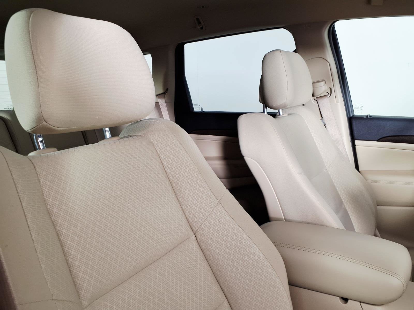 2018 Jeep Grand Cherokee Laredo E