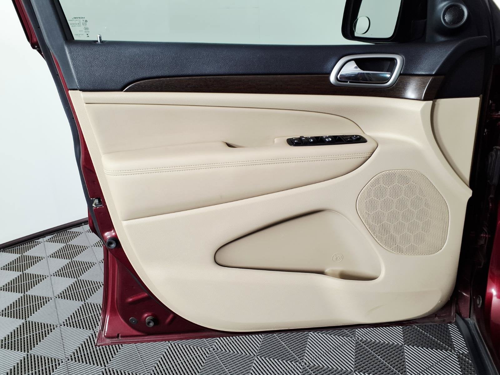 2018 Jeep Grand Cherokee Laredo E