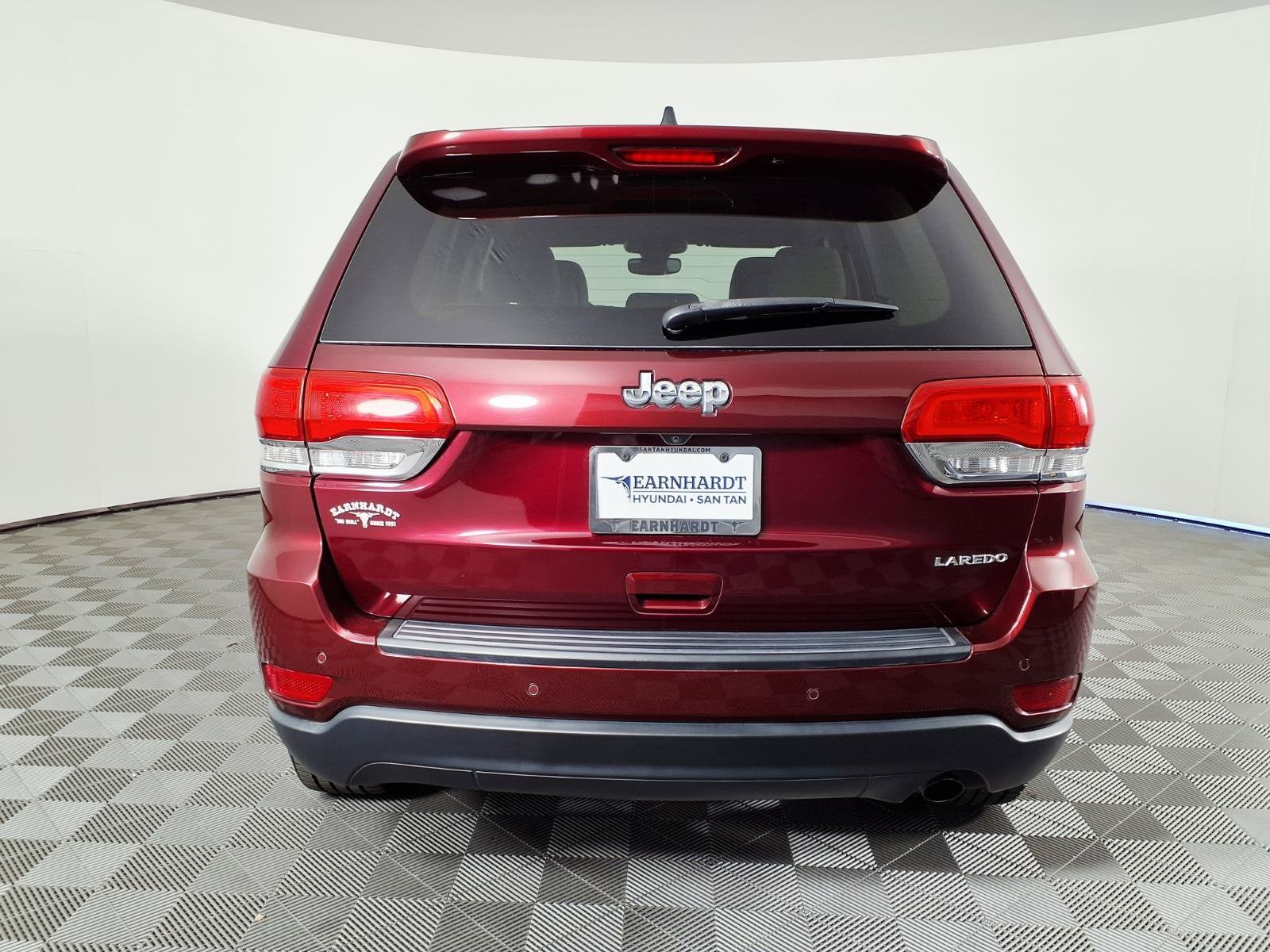 2018 Jeep Grand Cherokee Laredo E