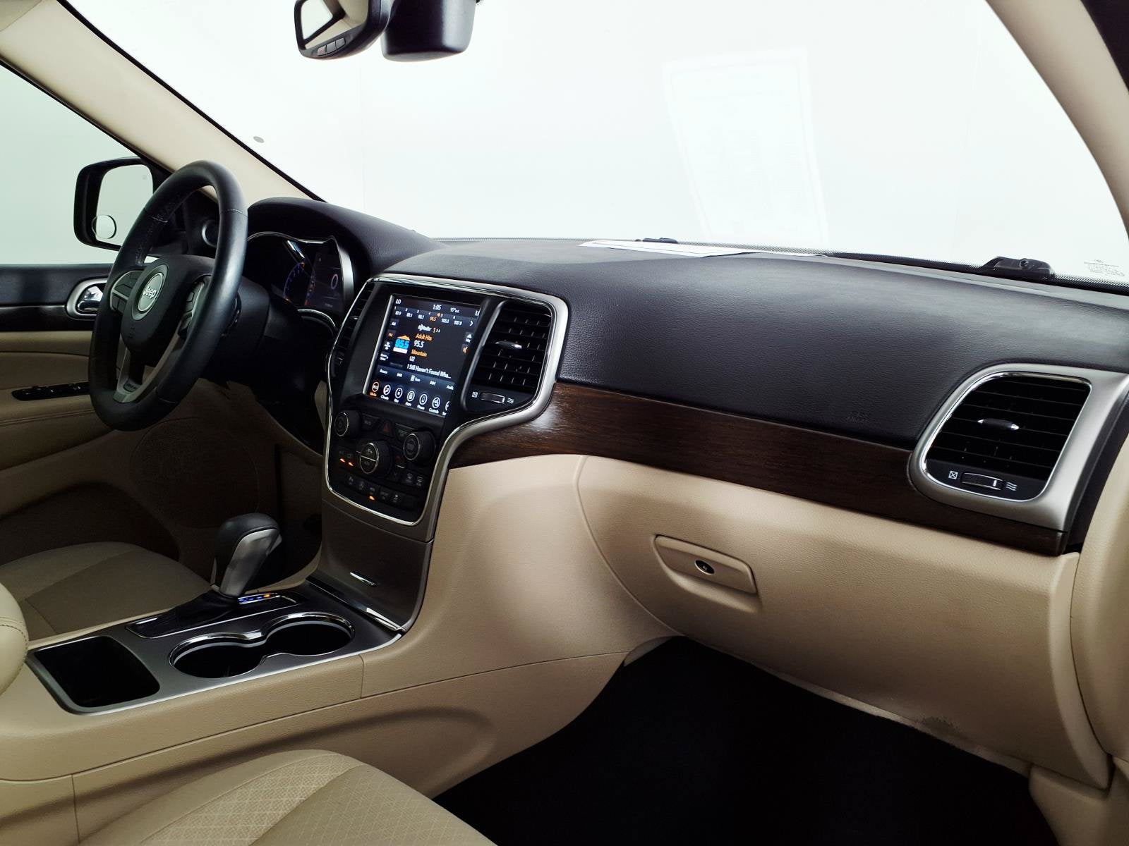 2018 Jeep Grand Cherokee Laredo E