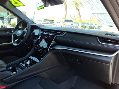 2025 Jeep Grand Cherokee LARE