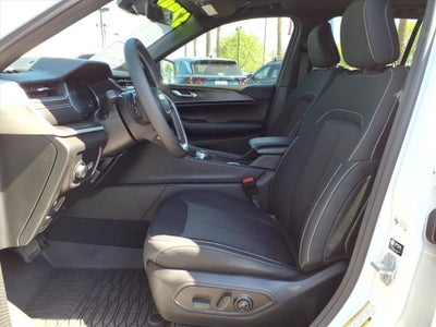 2025 Jeep Grand Cherokee LARE