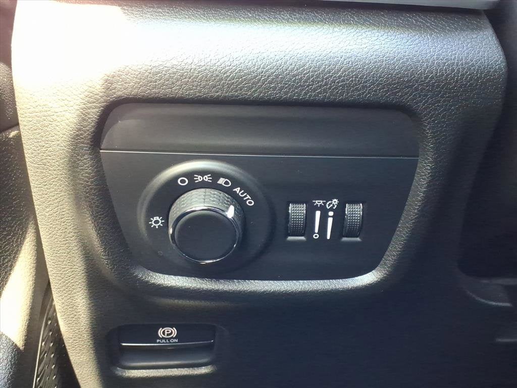 2025 Jeep Grand Cherokee LARE