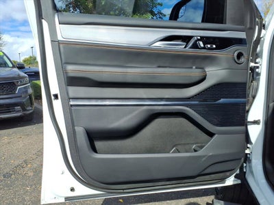 2023 Jeep Grand Wagoneer Series III