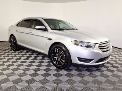 2016 Ford Taurus SEL