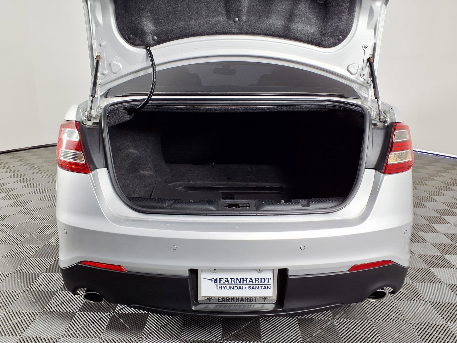 2016 Ford Taurus SEL