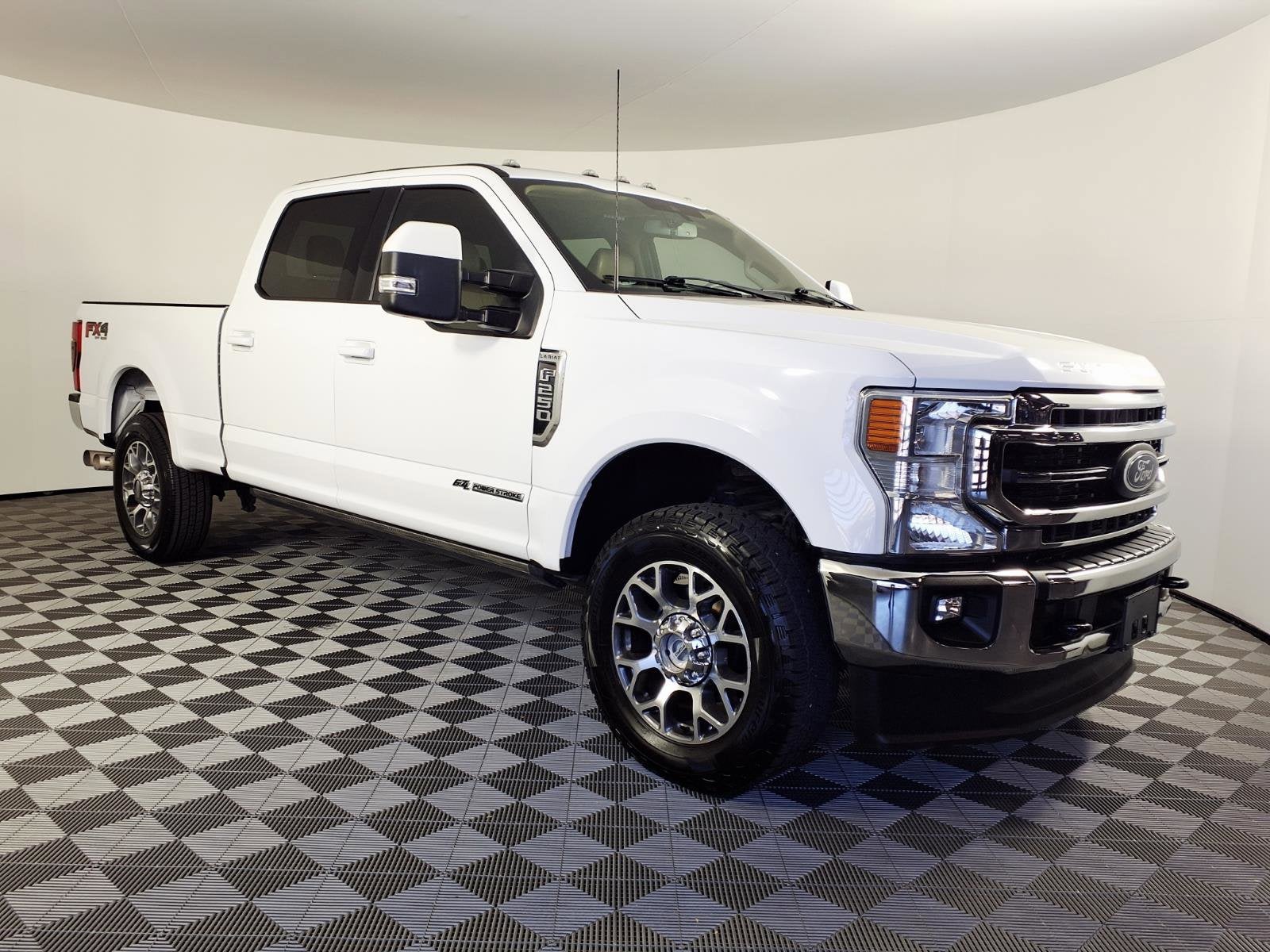 2022 Ford Super Duty F-250 SRW LARIAT