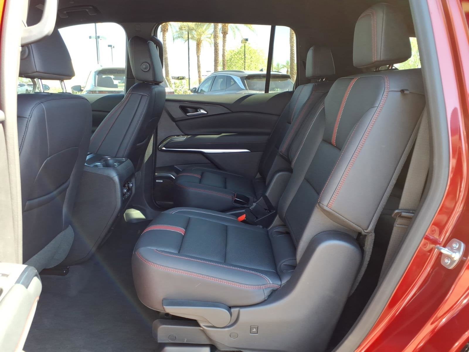 2025 Chevrolet Traverse AWD RS