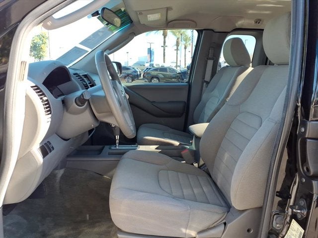 2011 Nissan Frontier S