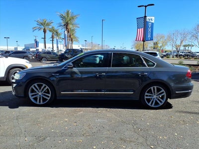 2017 Volkswagen Passat R-Line w/Comfort Pkg