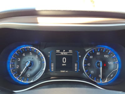 2023 Chrysler Voyager LX