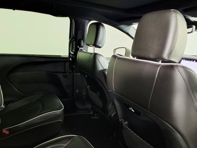 2021 Chrysler Pacifica Hybrid Limited