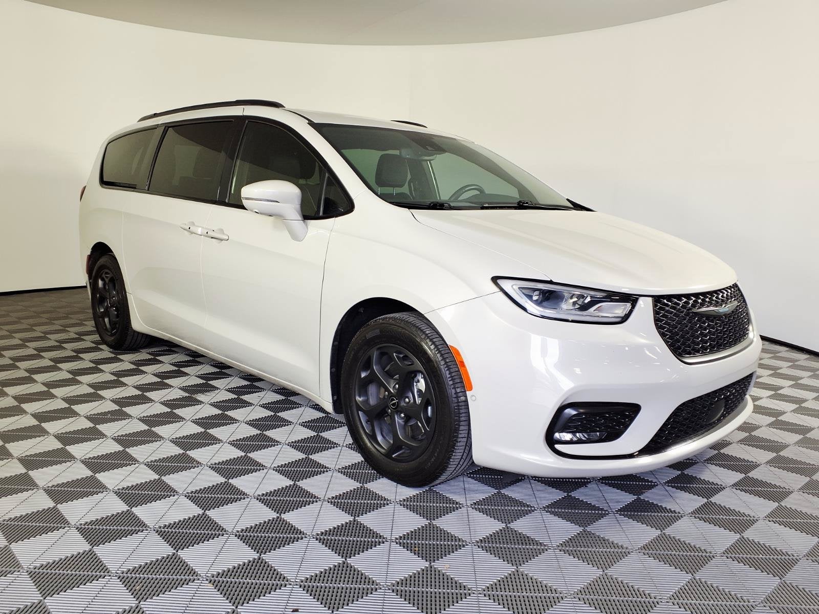 2021 Chrysler Pacifica Hybrid Limited