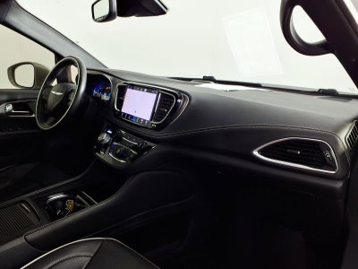 2021 Chrysler Pacifica Hybrid Limited