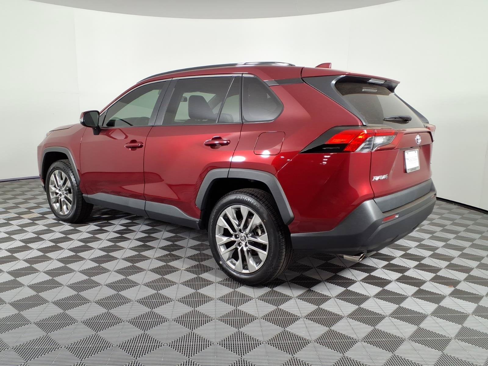 2021 Toyota RAV4 XLE Premium