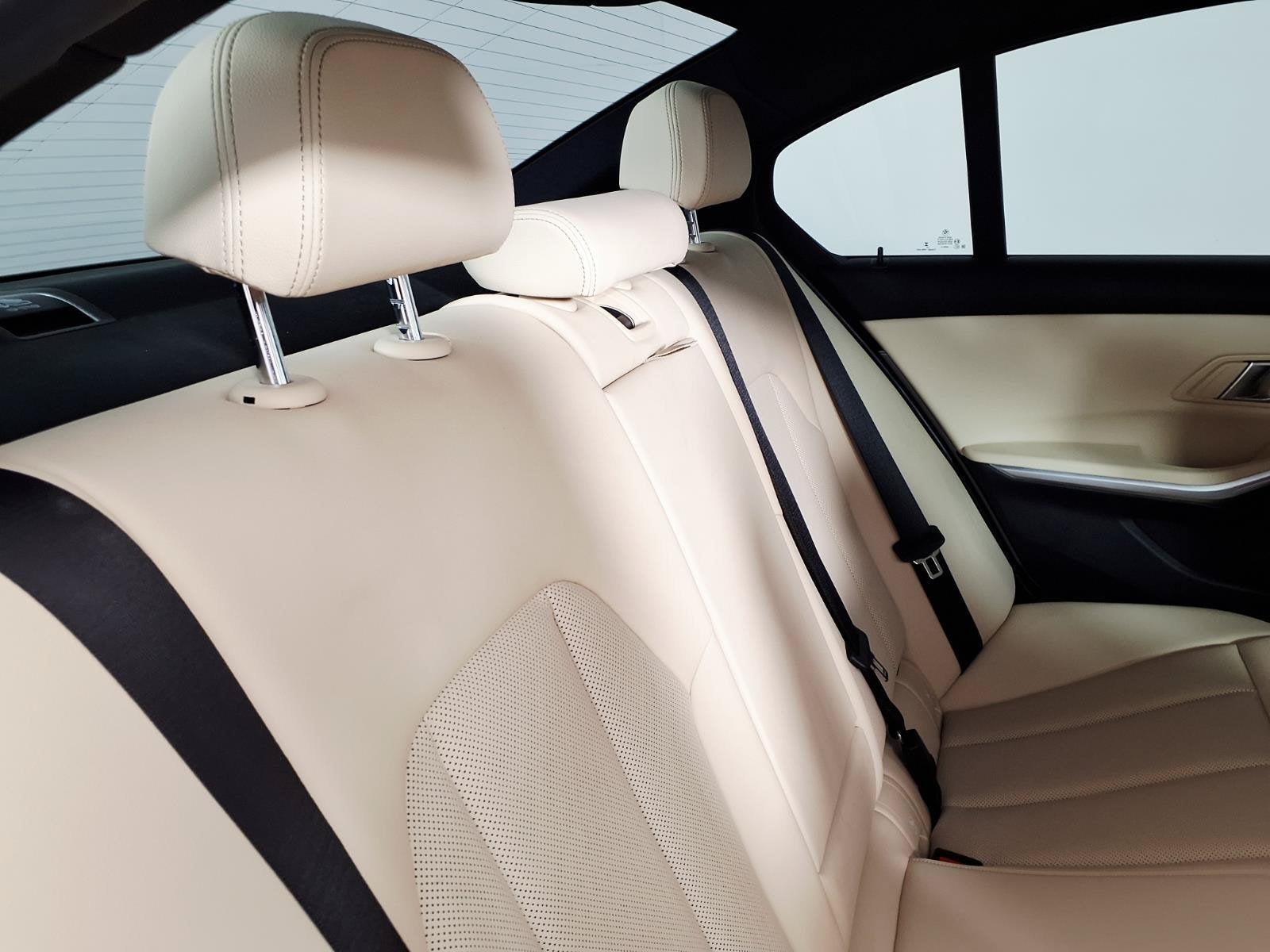 2024 BMW 3 Series 330i xDrive