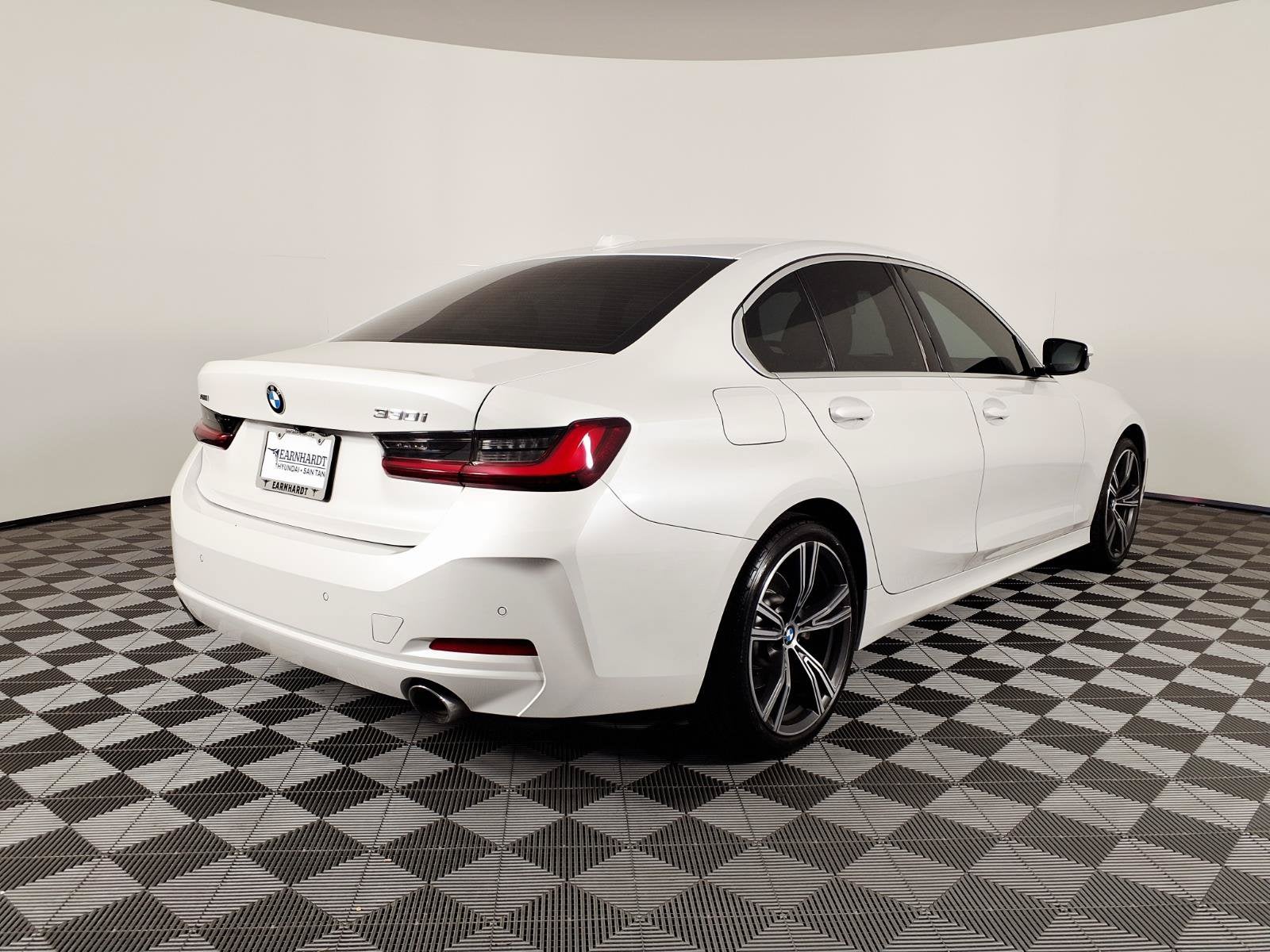 2024 BMW 3 Series 330i xDrive