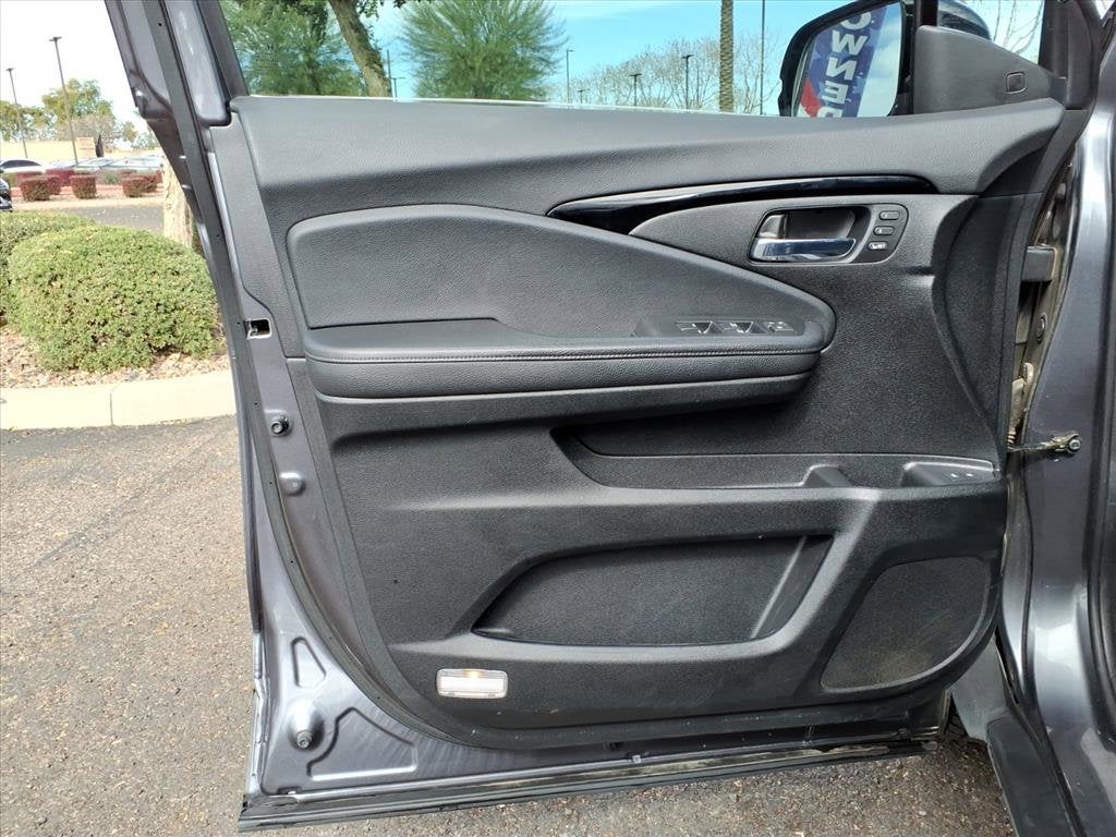 2021 Honda Pilot Touring 7-Passenger