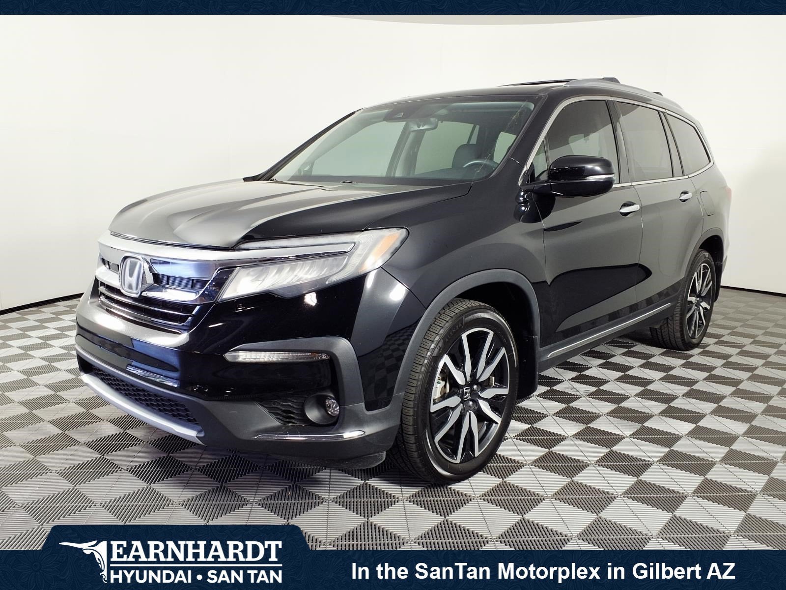 2022 Honda Pilot Touring 8-Passenger