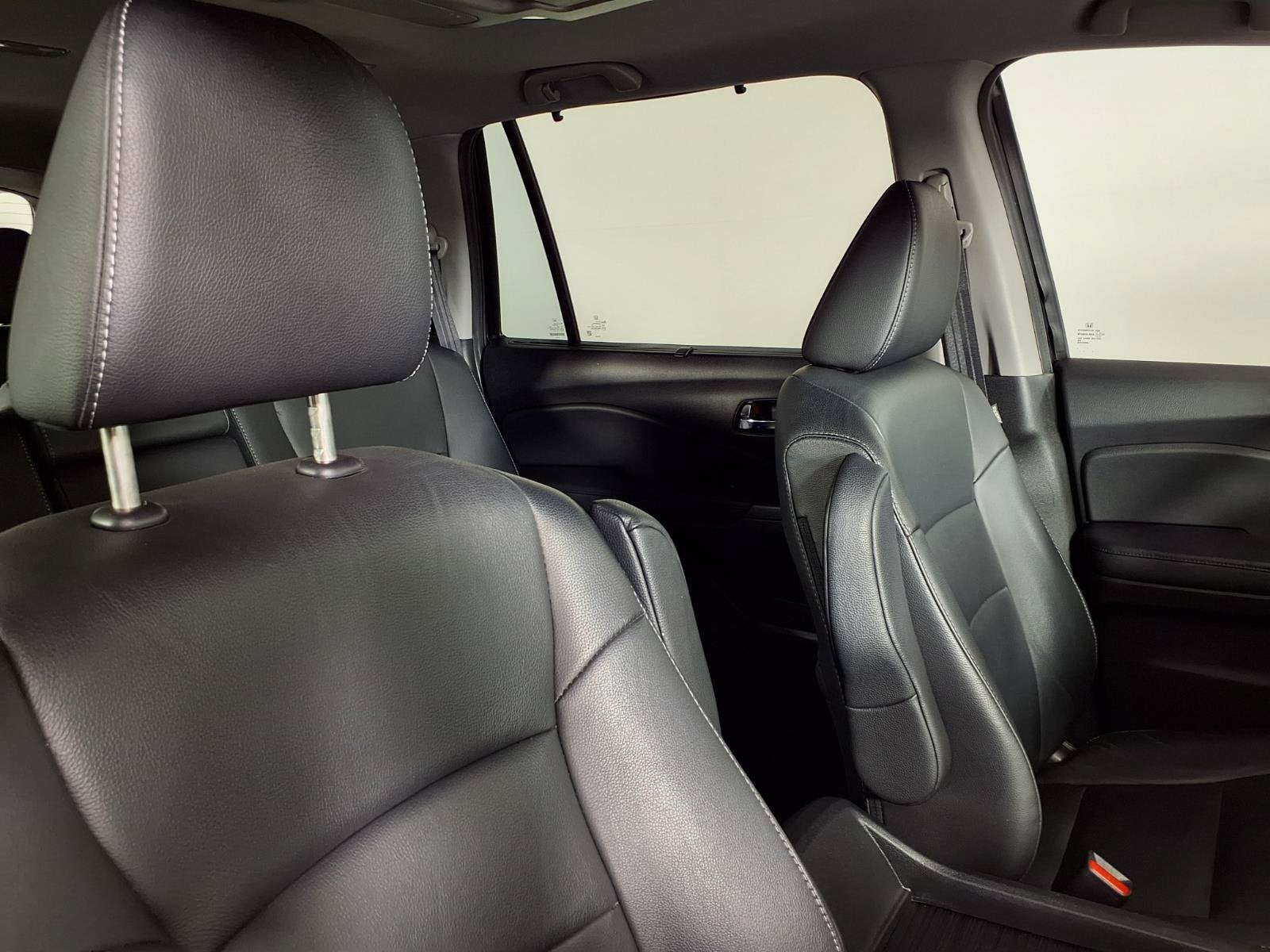 2022 Honda Pilot Touring 8-Passenger