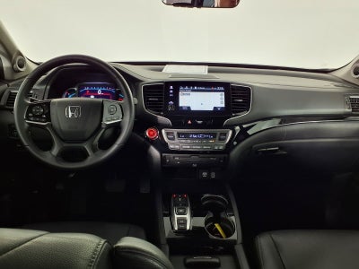 2022 Honda Pilot Touring 8-Passenger