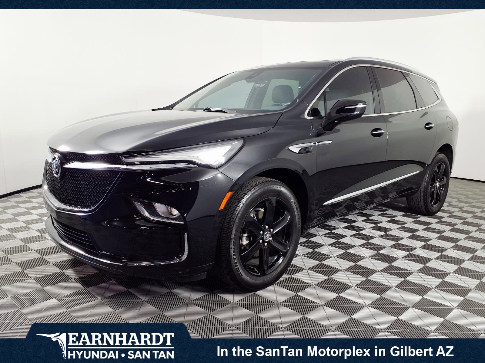 2024 Buick Enclave Essence's photo