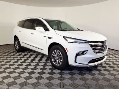 2024 Buick Enclave Essence