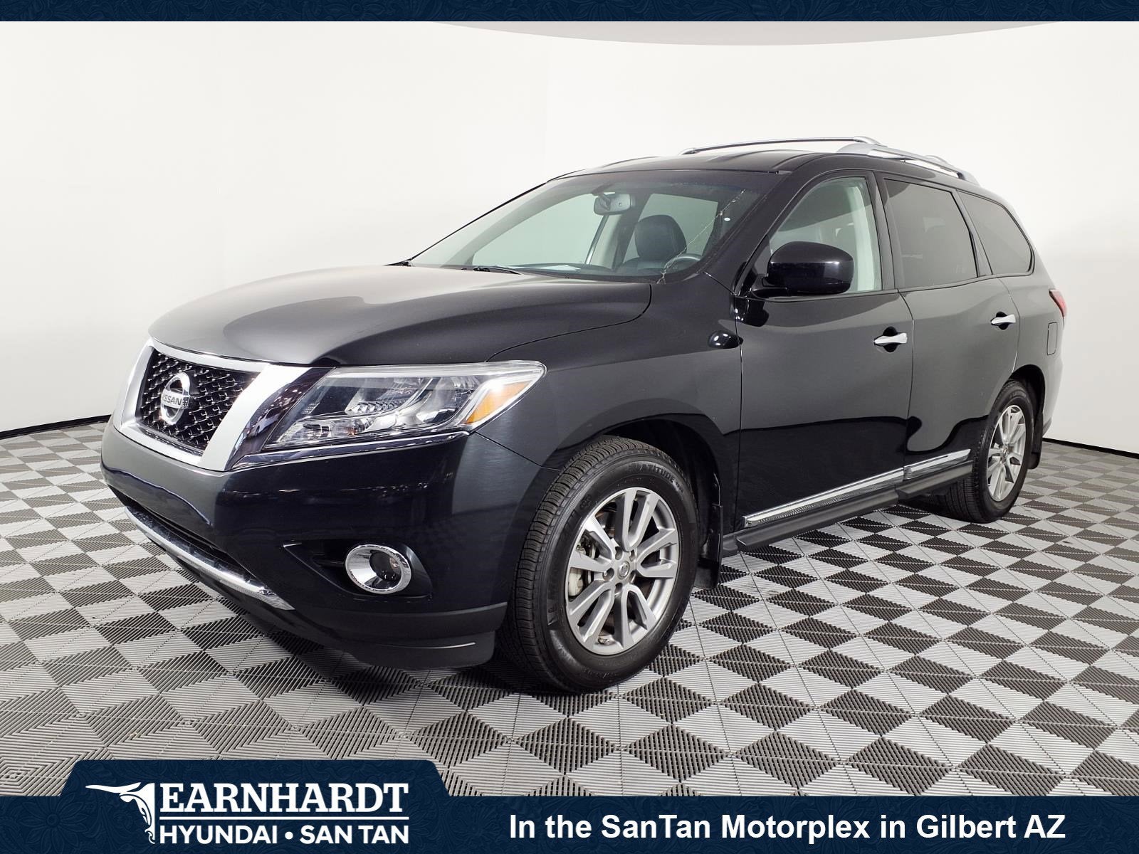 2016 Nissan Pathfinder SL