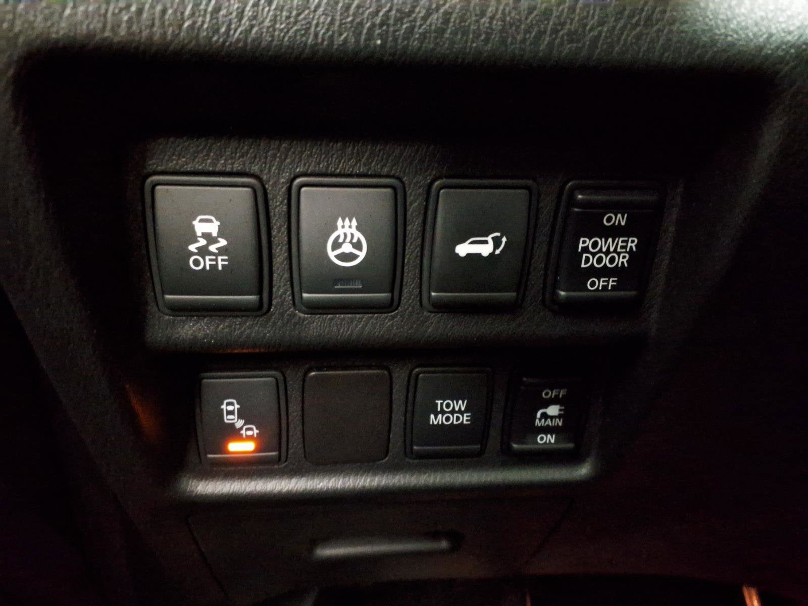 2016 Nissan Pathfinder SL