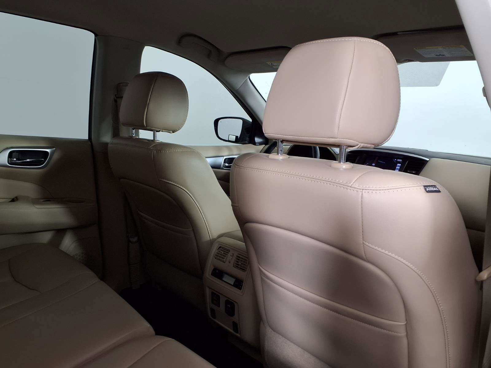 2018 Nissan Pathfinder SL
