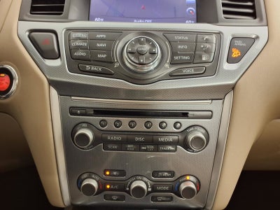 2018 Nissan Pathfinder SL