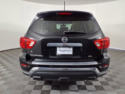 2018 Nissan Pathfinder SL