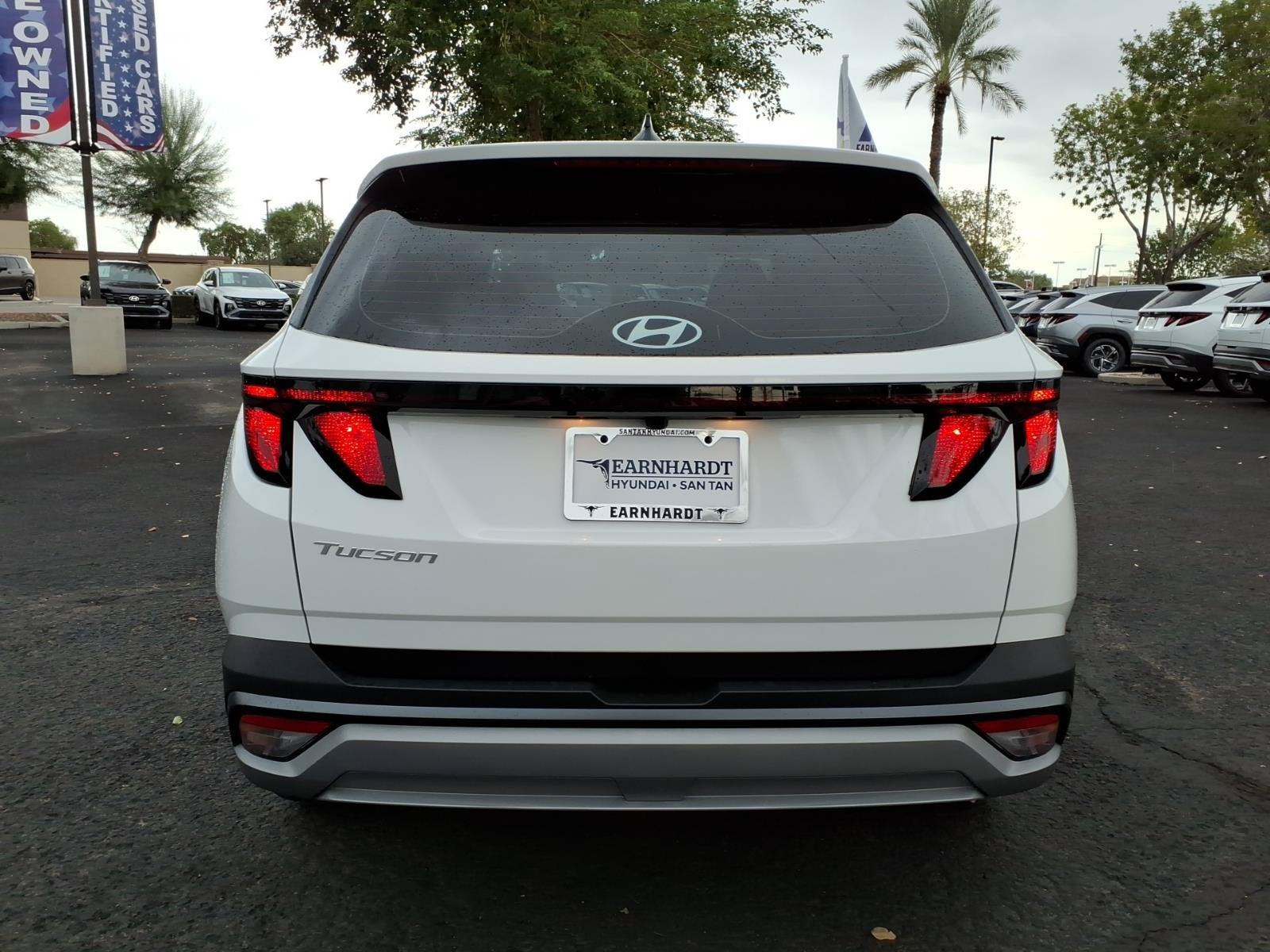 2026 Hyundai TUCSON SE