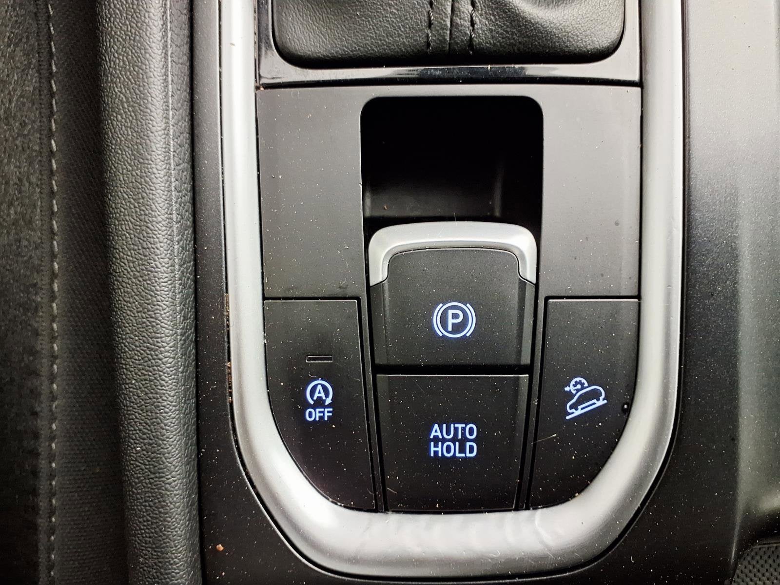 2020 Hyundai SANTA FE SE