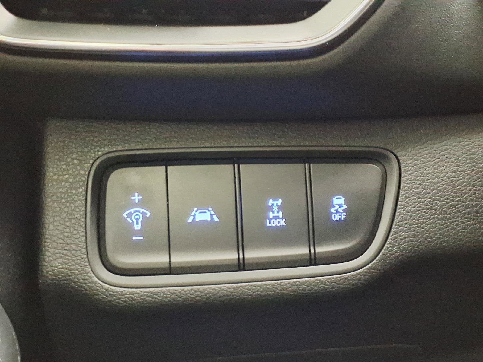 2020 Hyundai SANTA FE SE