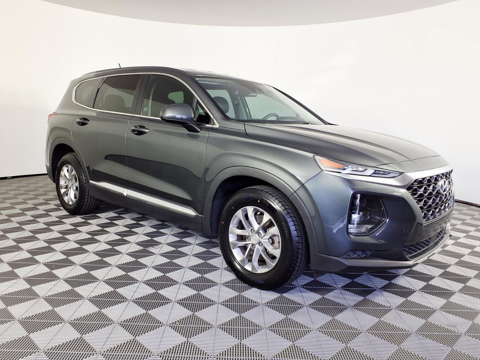 2020 Hyundai SANTA FE SE