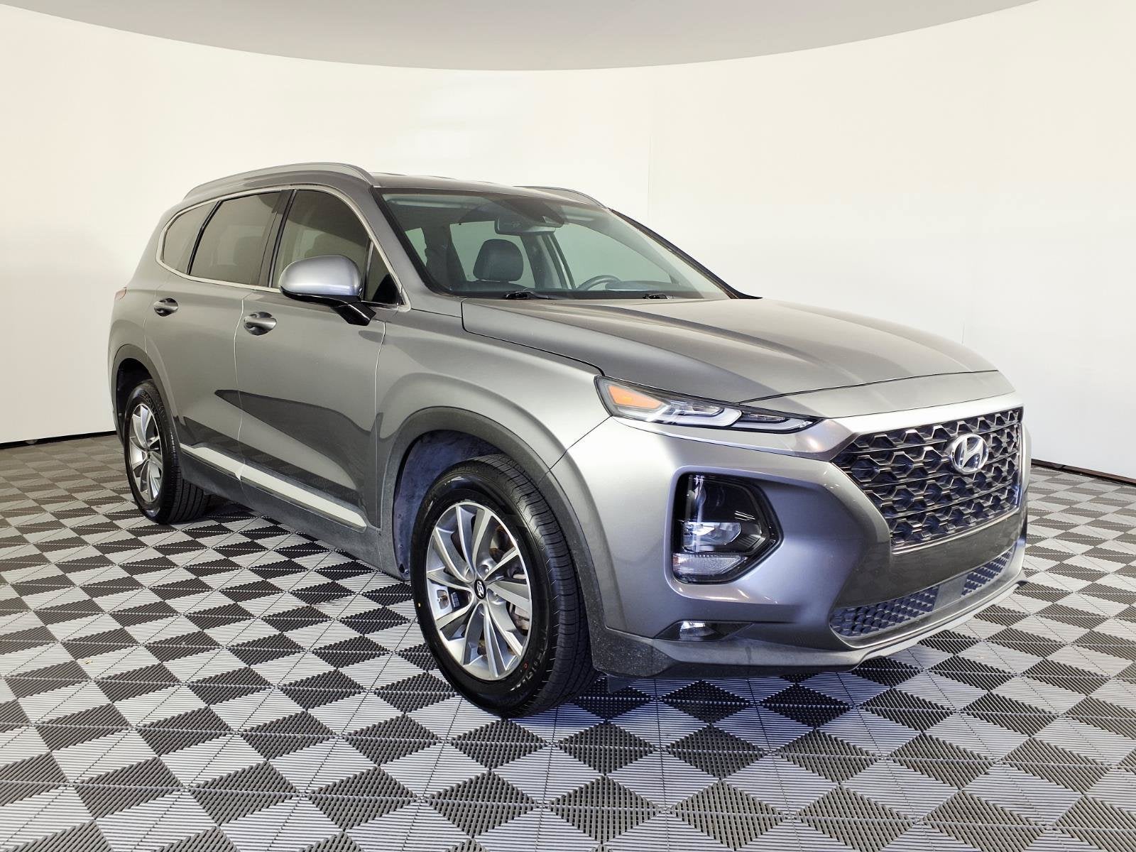 2019 Hyundai SANTA FE SEL Plus