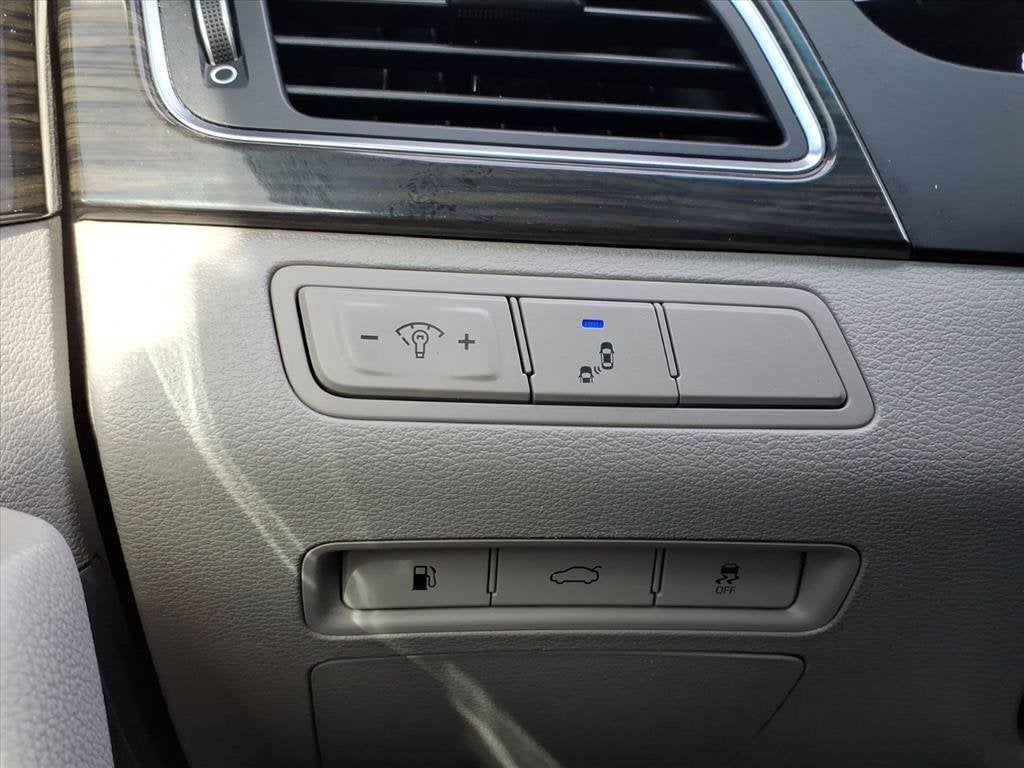 2017 Hyundai SONATA Limited