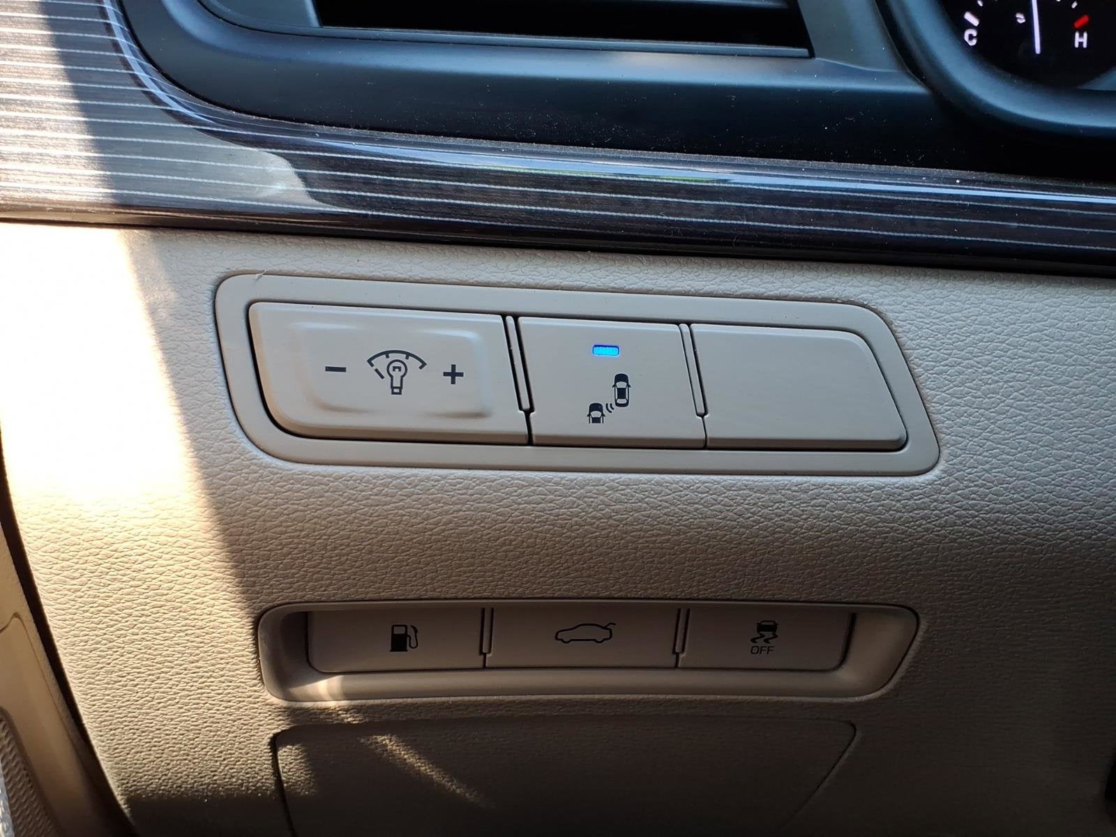 2018 Hyundai SONATA Limited