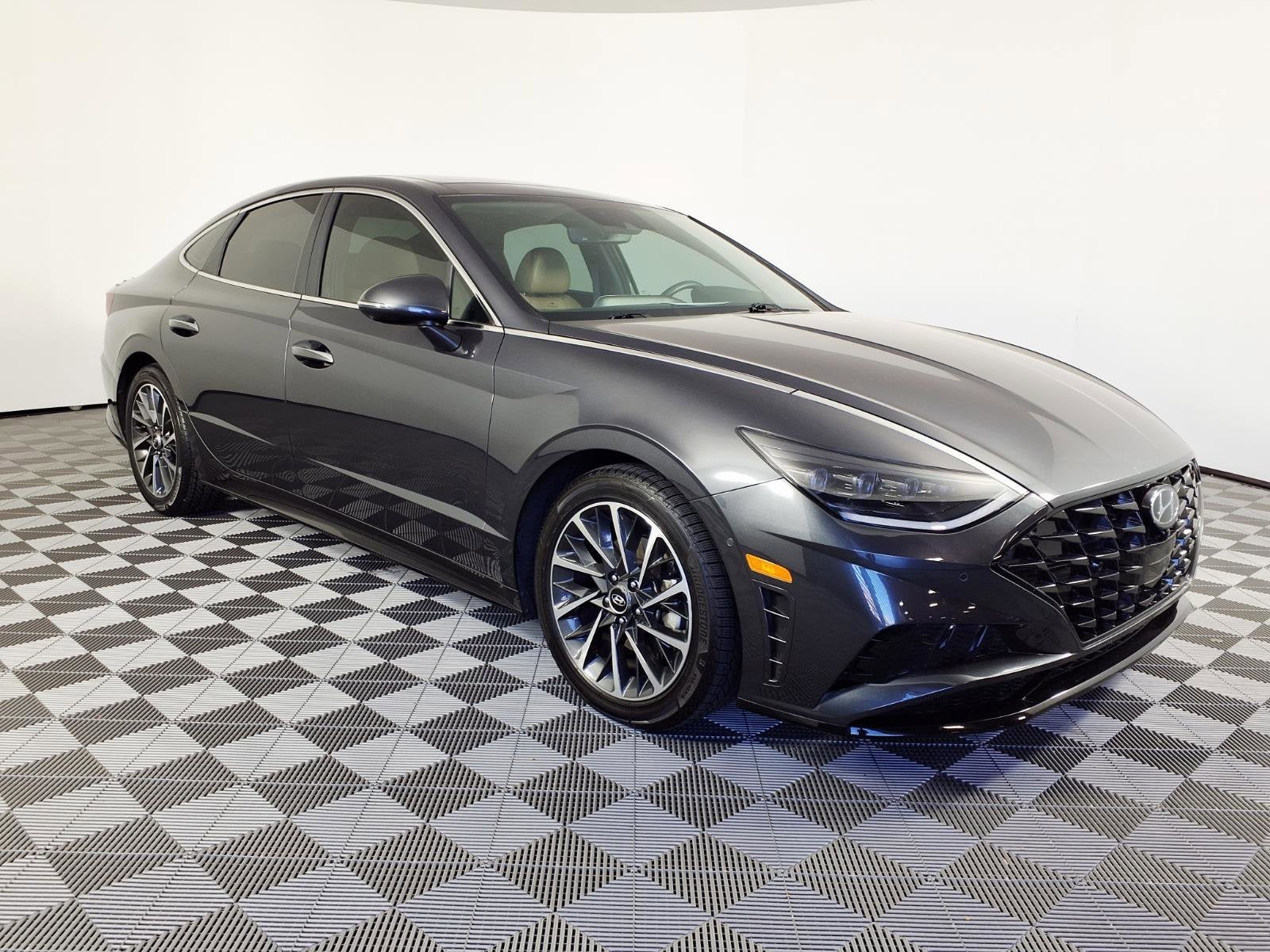 2020 Hyundai SONATA Limited