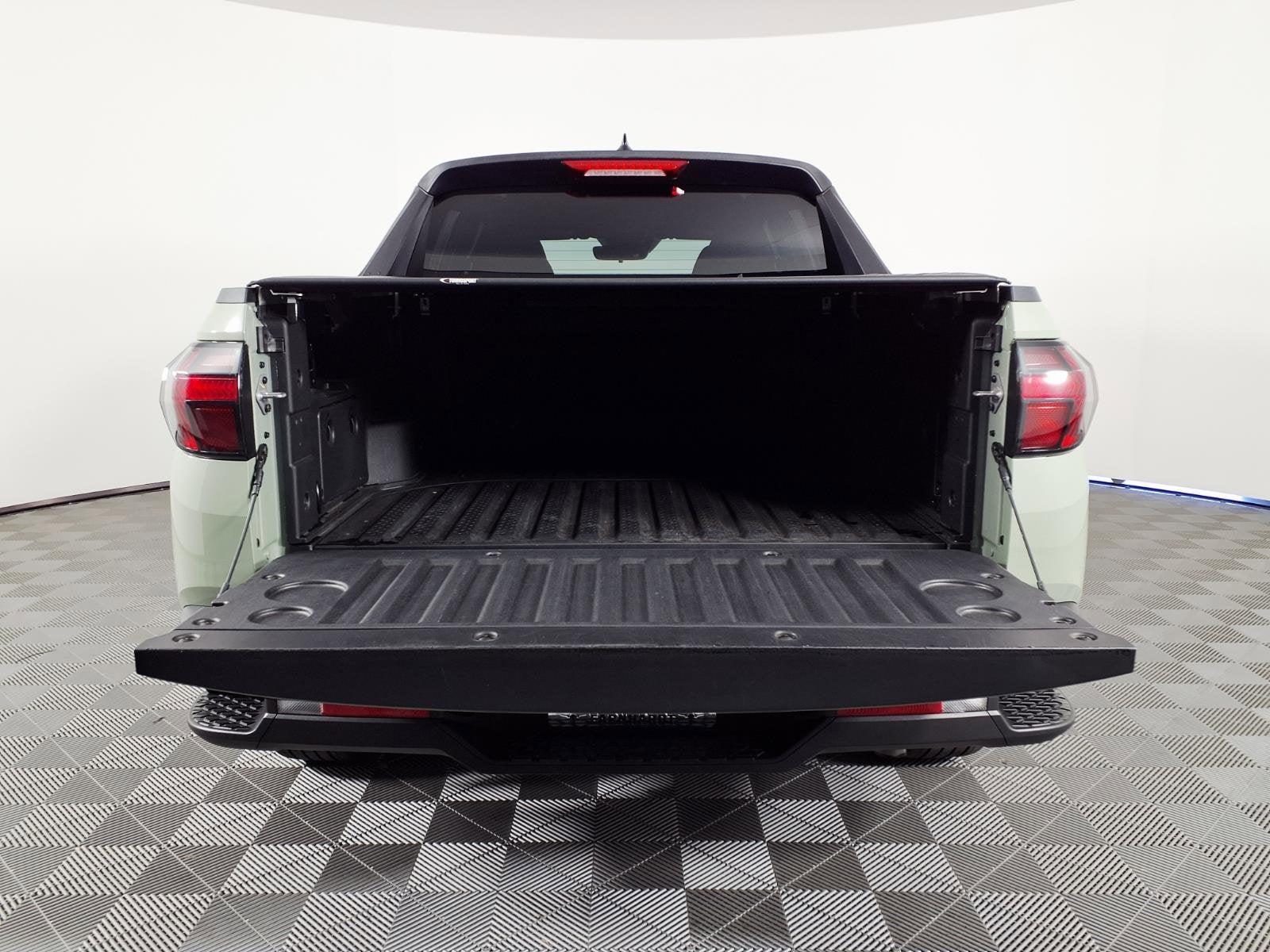 2023 Hyundai SANTA CRUZ SE