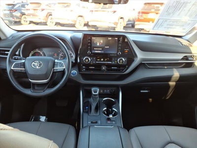 2022 Toyota Highlander Hybrid Bronze Edition