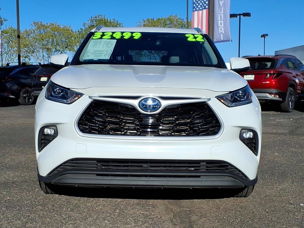 2022 Toyota Highlander Hybrid Bronze Edition