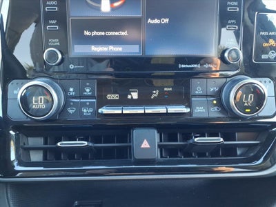 2022 Toyota Highlander Hybrid Bronze Edition