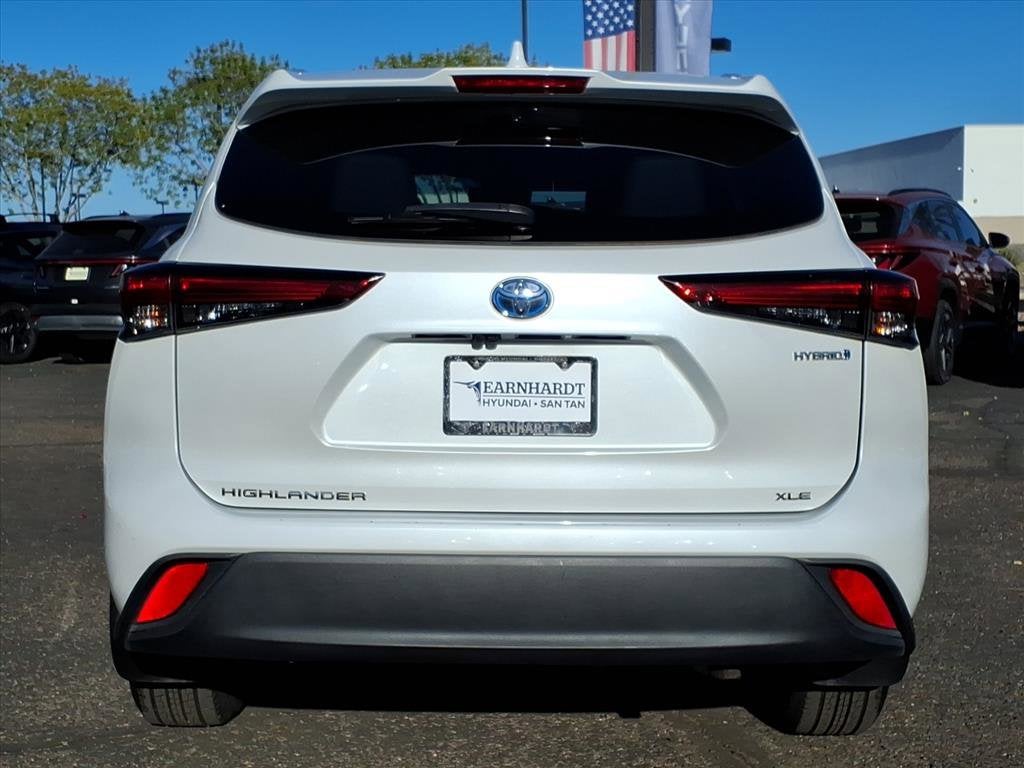 2022 Toyota Highlander Hybrid Bronze Edition