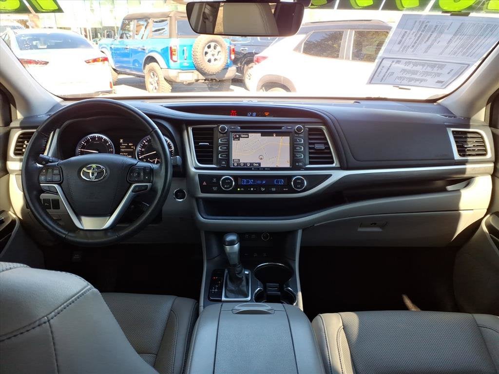2018 Toyota Highlander Limited Platinum