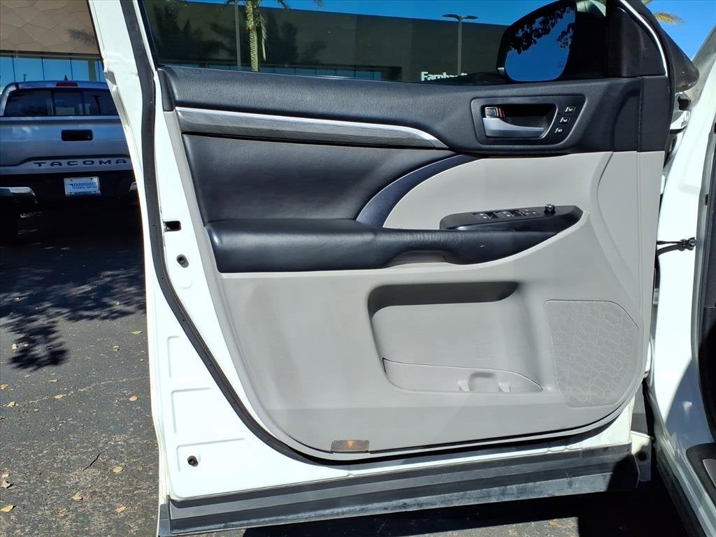 2018 Toyota Highlander Limited Platinum