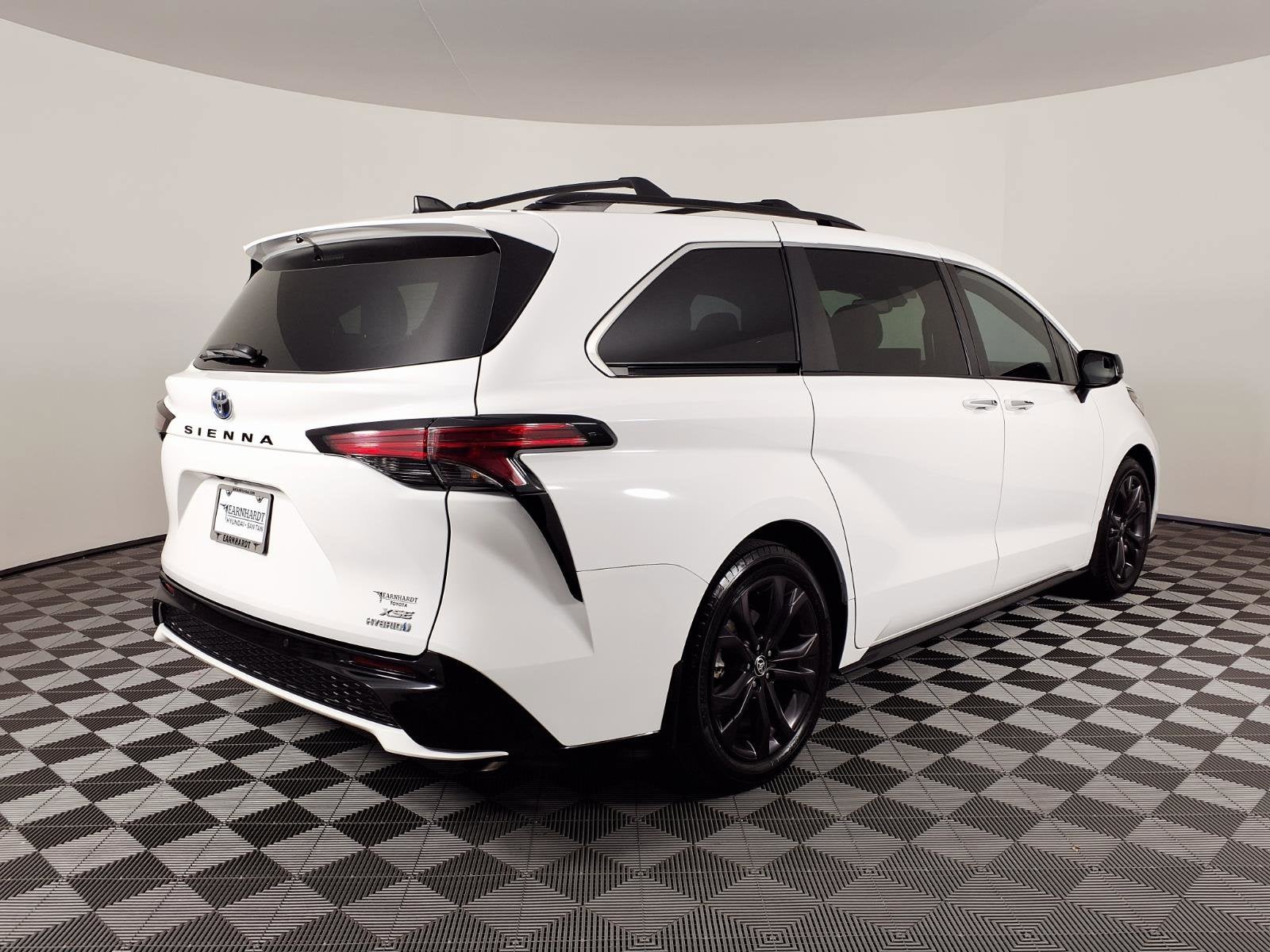 2024 Toyota Sienna XSE